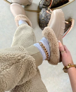 Lorlie ALL FOR YOU FAUX FUR SLIDE