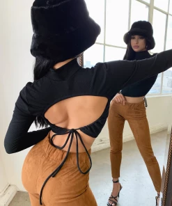 Lorlie TOPS HIGH STANDARDS BLACK CROP TOP