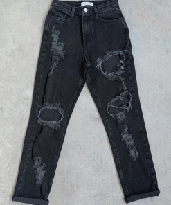 Lorlie MUY CALIENTE MOM JEANS