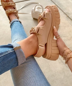 Lorlie SHOES A TRUE OBSESSION NUDE CHUNKY SANDAL