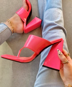 Lorlie SHOES SHE'S SO RETRO PINK BLOCK HEEL