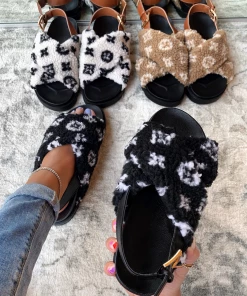 Lorlie FANCY BUT COMFY TAN CHUNKY SANDAL SHOES