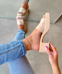 Lorlie HEARTBREAKER NUDE JELLY MULE SANDAL