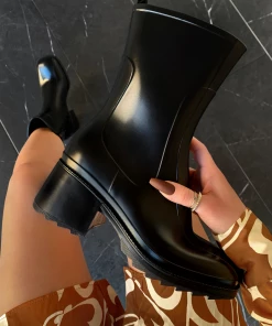 Lorlie WOMENS WHAT YOU NEED BLACK CHELSEA BOOTS