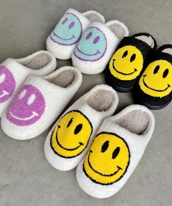 Lorlie HAPPY FEELS SMILEY FACE SLIPPERS