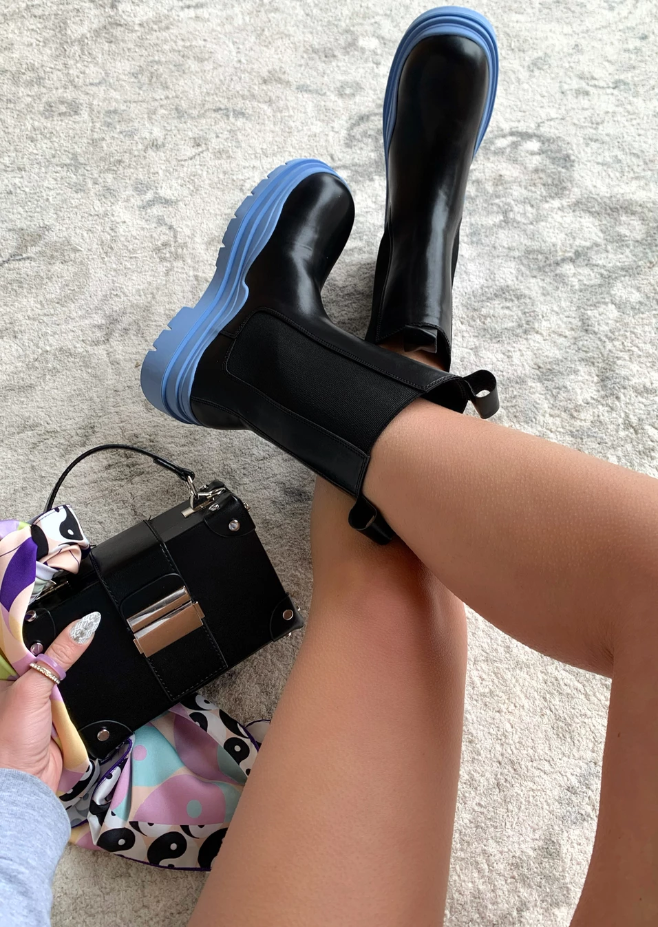 Lorlie WOMENS FEELS LIKE MONEY BLUE CHELSEA BOOTS 3 Lorlie WOMENS FEELS LIKE MONEY BLUE CHELSEA BOOTS