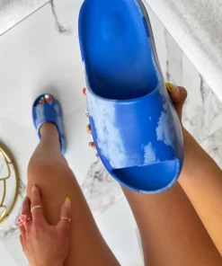 Lorlie WOMENS CLOUDY FANTASY RUBBER SLIDE